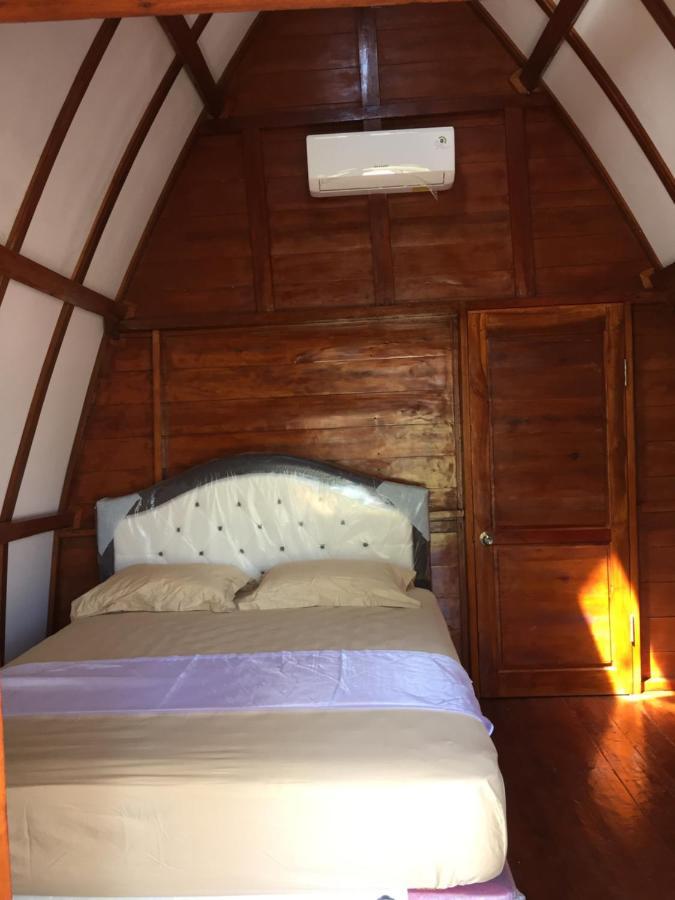 Raffles Inn 纳闽巴霍 外观 照片